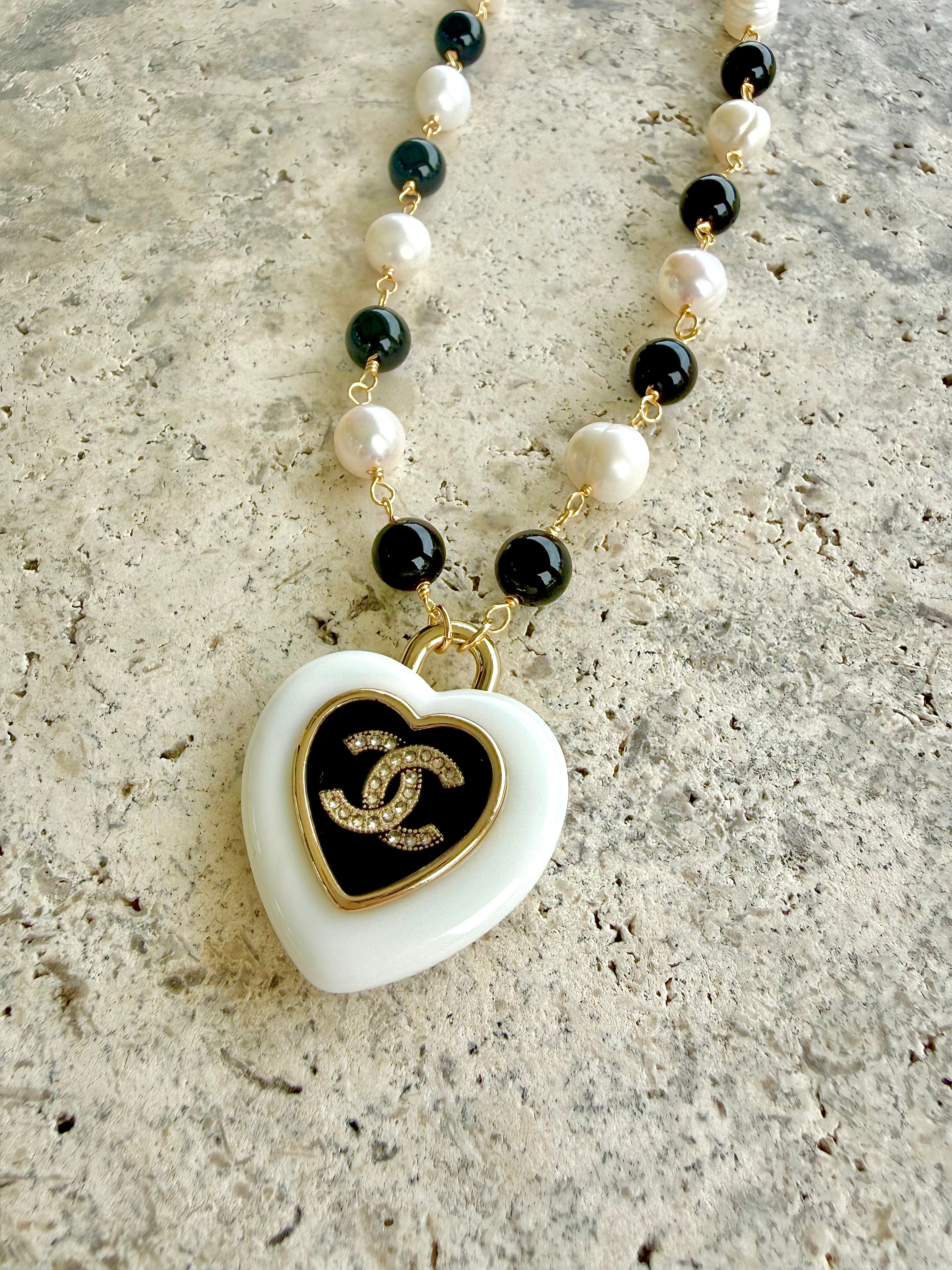 CC Blk/Pearl Heart Necklace
