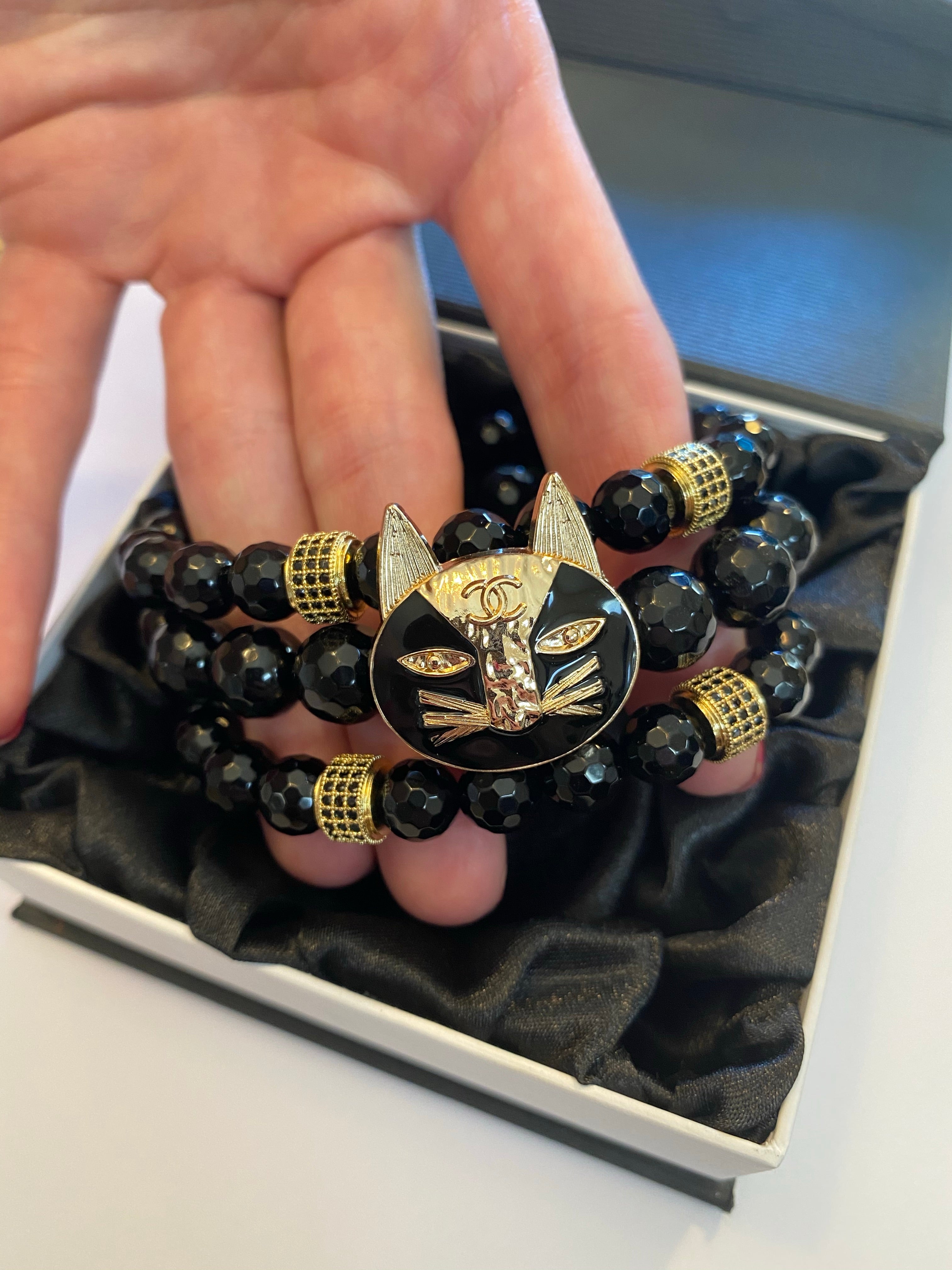 CC Large Kitty Kat Black Button bracelet
