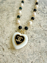 CC Blk/Pearl Heart Necklace